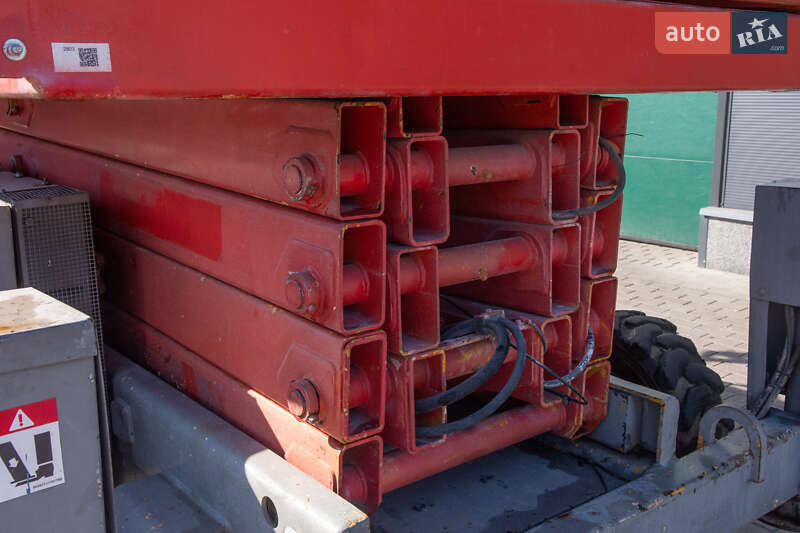 Ножничный подъемник Haulotte H 2006 в Житомире фото 3 Ножничный подъемник Haulotte H 2006 в Житомире