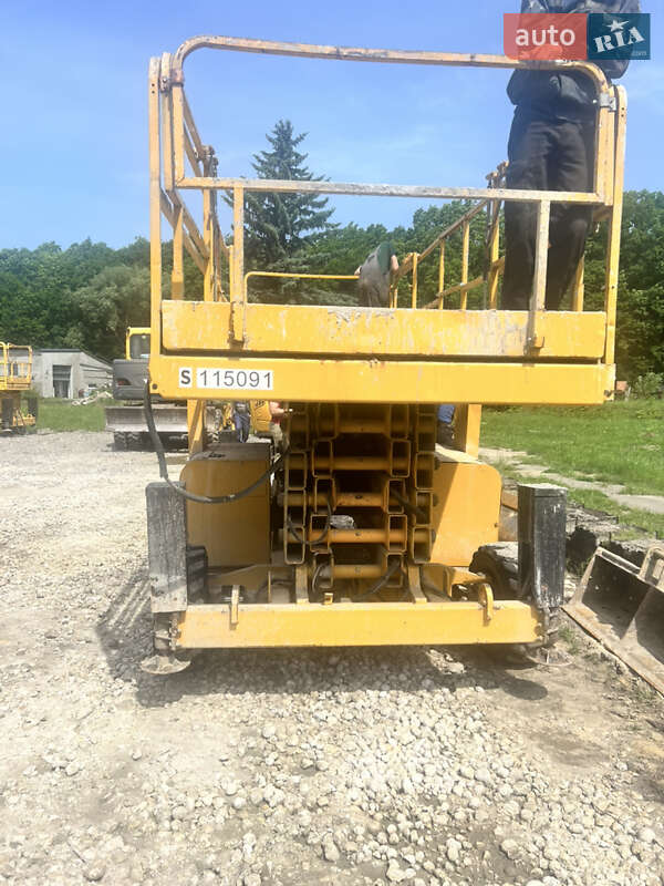 Ножничный подъемник Haulotte H 2008 в Львове фото 5 Ножничный подъемник Haulotte H 2008 в Львове