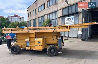 Ножичний підйомник Haulotte H 2006 в Києві