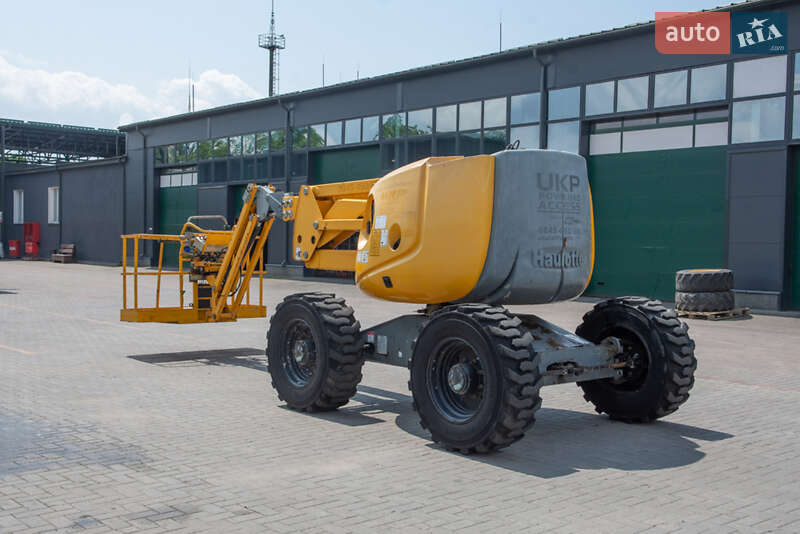 Колінчатий підйомник Haulotte HA 2014 в Житомирі