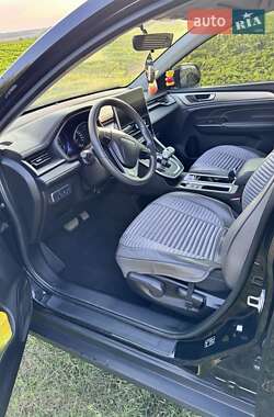 Внедорожник / Кроссовер Haval M6 2023 в 