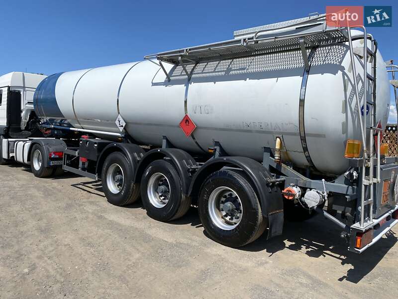 Цистерна Hendricks Goch 2003 в Хусте фото 15 Цистерна Hendricks Goch 2003 в Хусте