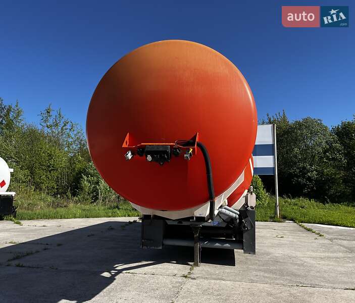 Цистерна полуприцеп Hendricks Goch 2003 в Львове