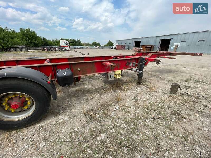 Контейнеровоз полуприцеп HFR SB 2005 в Одессе