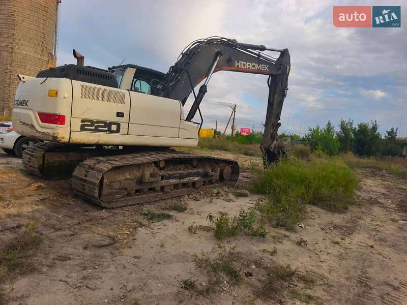 Гусеничный экскаватор Hidromek 220 LC LR 2016 в Киеве