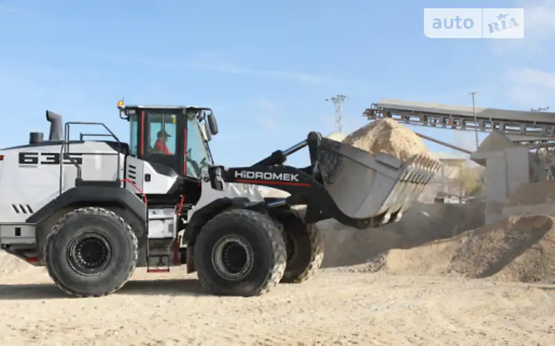 Hidromek HMK 2026