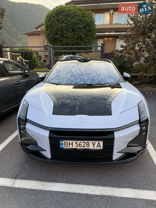 Лимузин HiPhi Z 2023 в Хмельницком фото 7 Лимузин HiPhi Z 2023 в Хмельницком