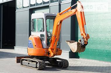 Миниэкскаватор Hitachi EX 2000 в Житомире