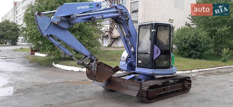 Міні-екскаватор Hitachi EX 2004 в Кам'янець-Подільському