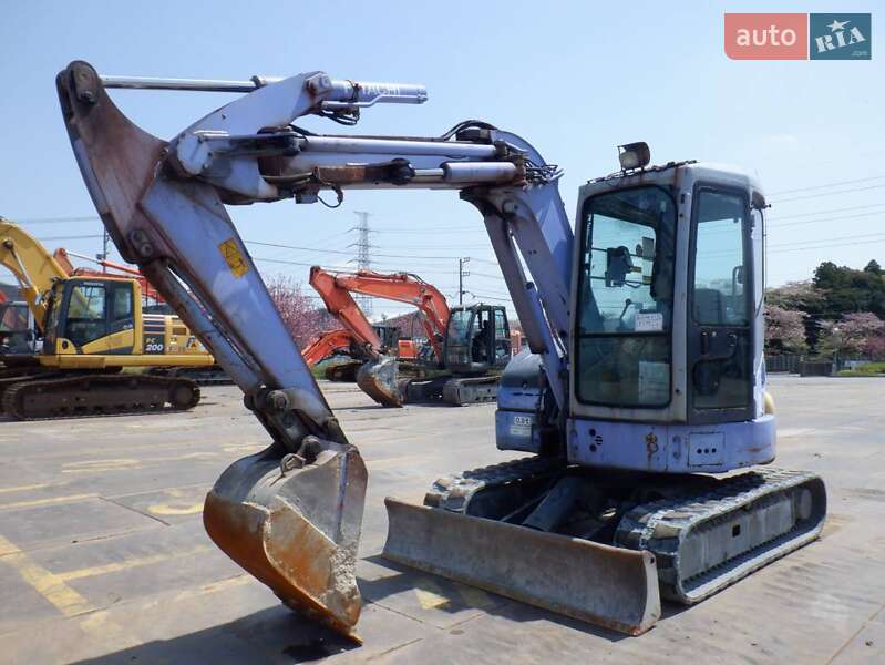 Гусеничний екскаватор Hitachi EX 2001 в Одесі