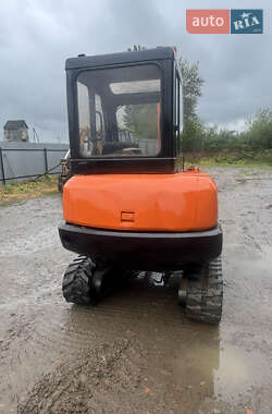 Миниэкскаватор Hitachi EX 2002 в 