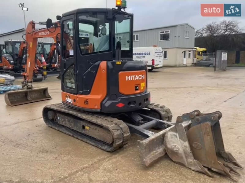 Миниэкскаватор Hitachi ZAXIS 2021 в Монастыриске