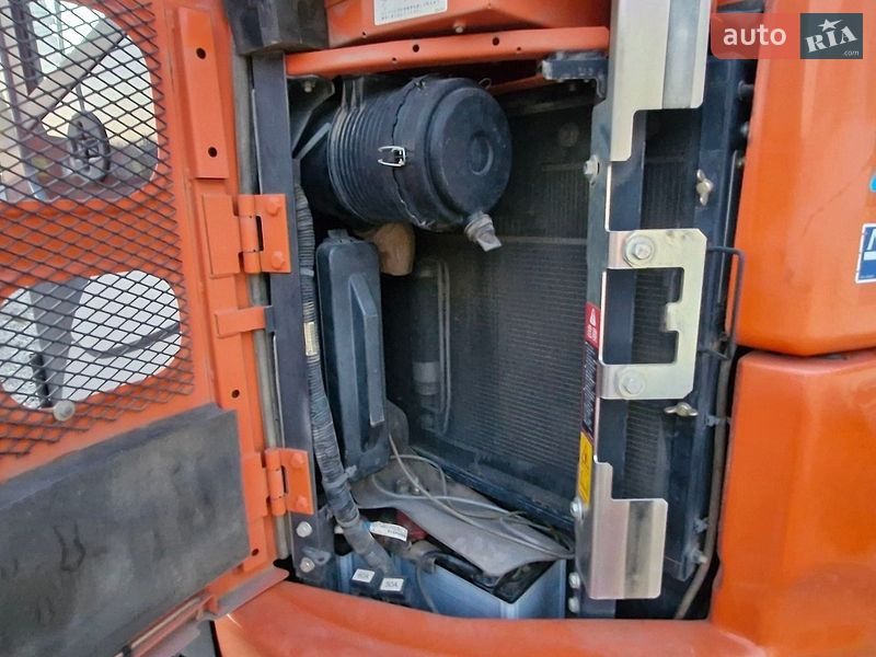 Міні-екскаватор Hitachi ZAXIS 2018 в Чернівцях