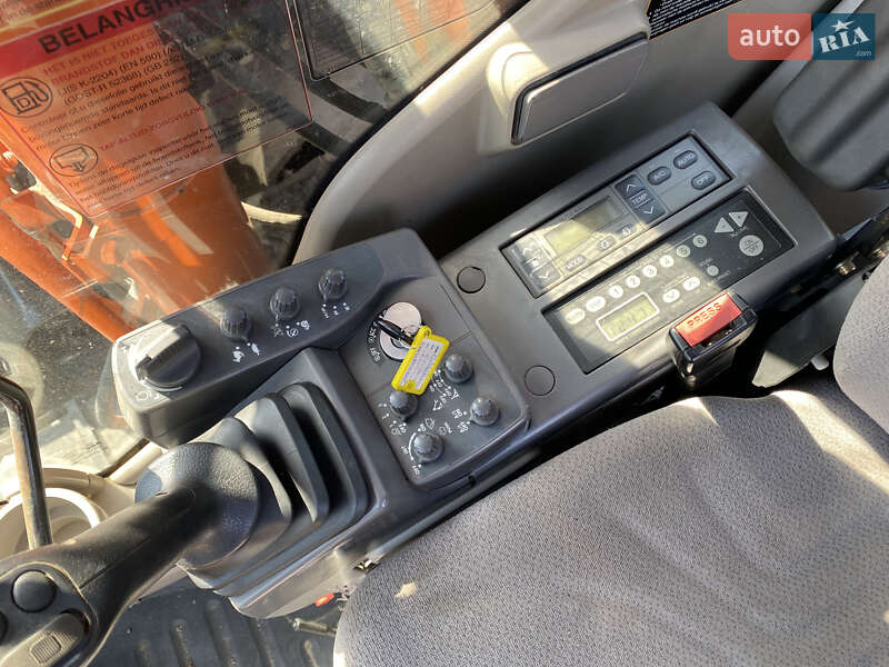 Колесный экскаватор Hitachi ZX 140 2013 в Киеве