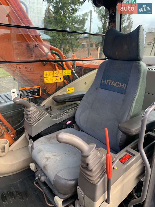 Гусеничний екскаватор Hitachi ZX 200LC-3 2009 в Дубні