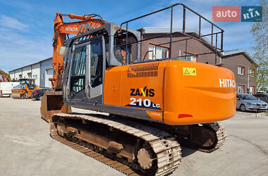 Гусеничный экскаватор Hitachi ZX 210LC-5B 2012 в Самборе