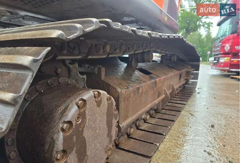 Гусеничный экскаватор Hitachi ZX 210LC-5B 2011 в Киеве фото 8 Гусеничный экскаватор Hitachi ZX 210LC-5B 2011 в Киеве