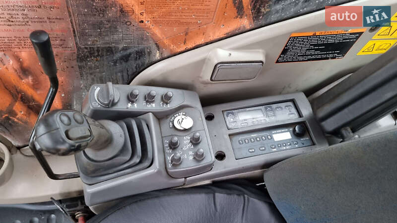 Колісний екскаватор Hitachi ZX 210LC-5B 2010 в Одесі фото 10 Колісний екскаватор Hitachi ZX 210LC-5B 2010 в Одесі