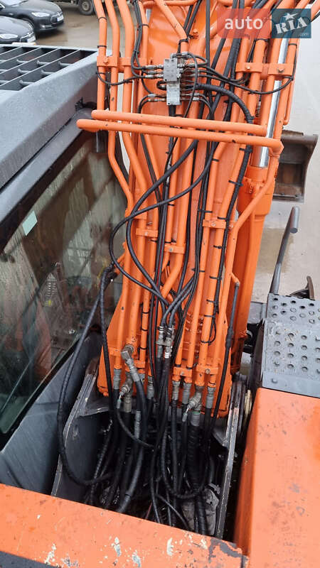 Колісний екскаватор Hitachi ZX 210LC-5B 2010 в Одесі фото 14 Колісний екскаватор Hitachi ZX 210LC-5B 2010 в Одесі