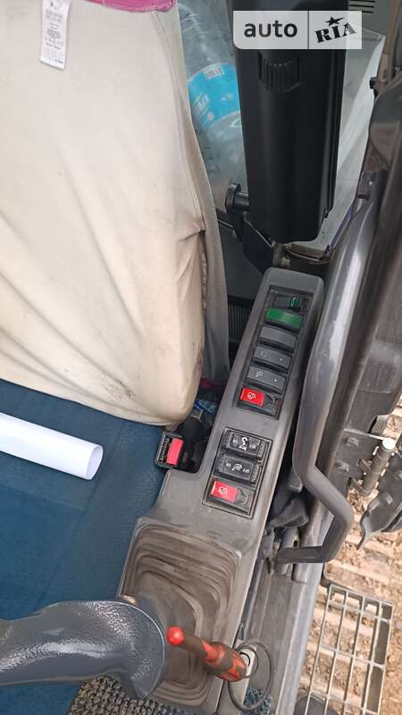 Экскаватор погрузчик Hitachi ZX 2009 в Одессе