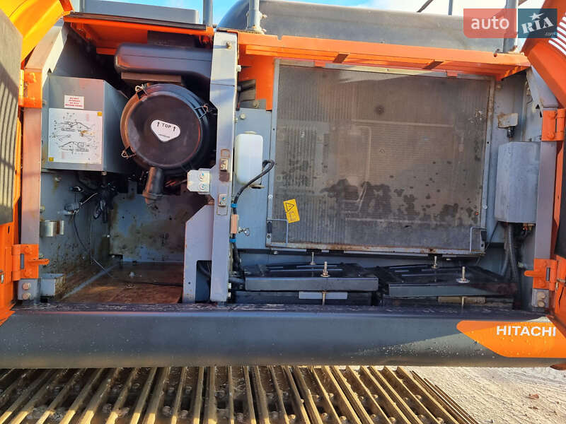 Гусеничный экскаватор Hitachi ZX 2018 в Одессе