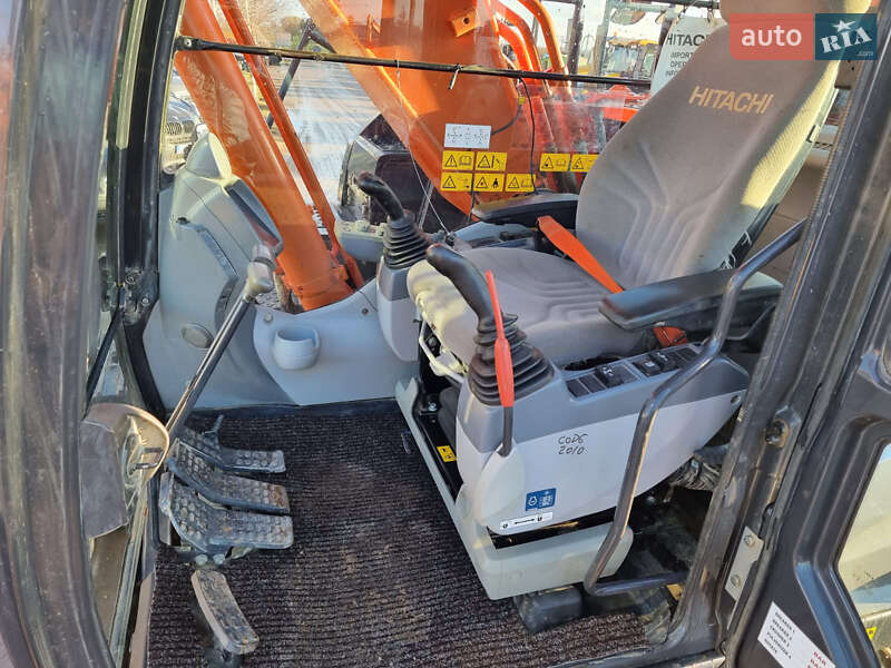 Гусеничный экскаватор Hitachi ZX 2018 в Одессе