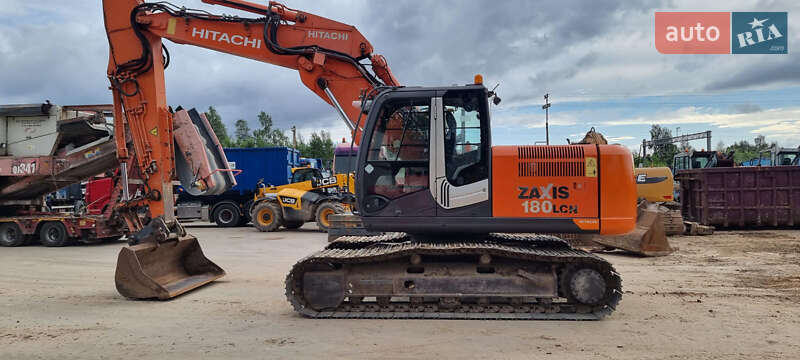 Гусеничный экскаватор Hitachi ZX 2010 в Одессе
