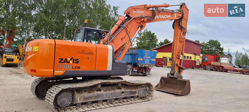 Гусеничный экскаватор Hitachi ZX 2010 в Одессе