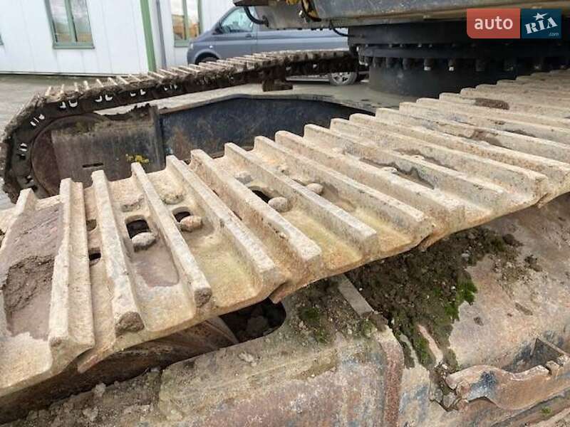 Гусеничный экскаватор Hitachi ZX 2013 в Киеве