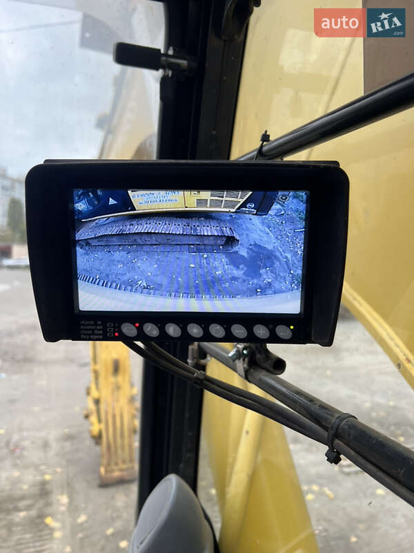 Гусеничний екскаватор Hitachi ZX 2013 в Києві