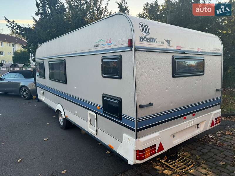 Причіп дача Hobby Deluxe 1995 в Чернівцях