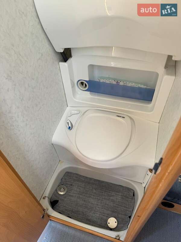 Прицеп дача Hobby Excellent 2004 в Черновцах