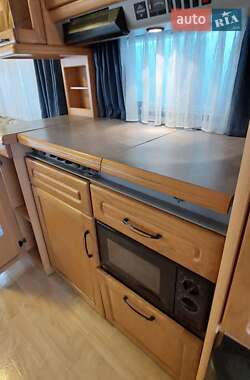 Прицеп дача Hobby Prestige 2001 в 
