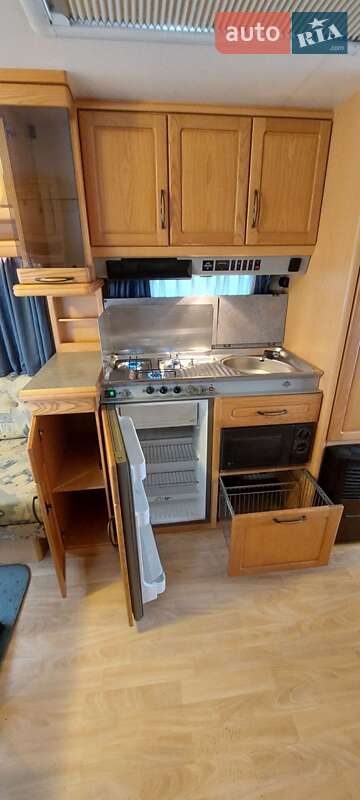 Причіп дача Hobby Prestige 2001 в Житомирі