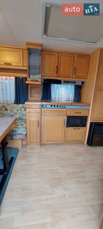 Причіп дача Hobby Prestige 2001 в Житомирі