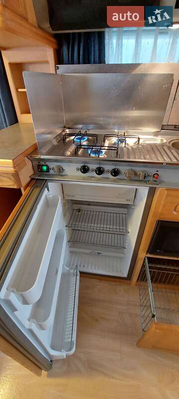 Причіп дача Hobby Prestige 2001 в Житомирі