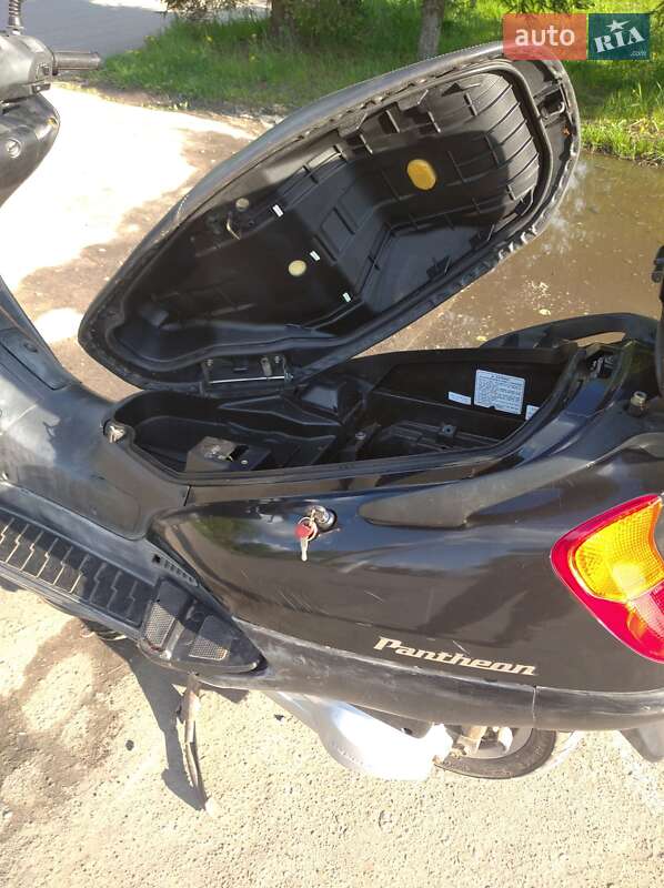 Макси-скутер Honda 125T 1993 в Рокитном