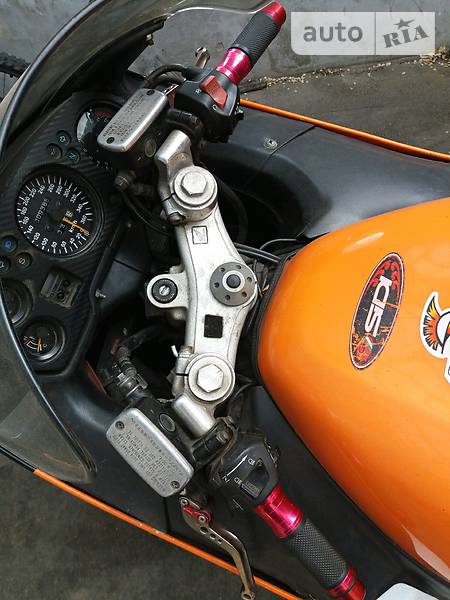 Мотоциклы Honda 2001 в Киеве фото 2 Мотоциклы Honda 2001 в Киеве