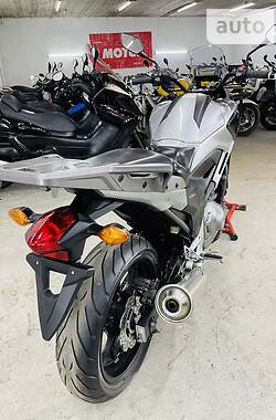 Мотоцикл Спорт-туризм Honda  2013 в 
