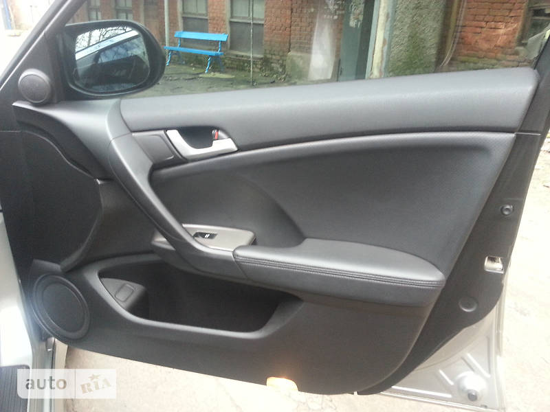 Универсал Honda Accord 2009 в Первомайске фото 5 Универсал Honda Accord 2009 в Первомайске