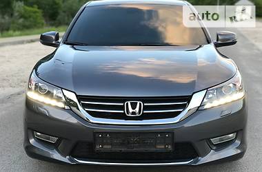 Седан Honda Accord 2013 в Днепре