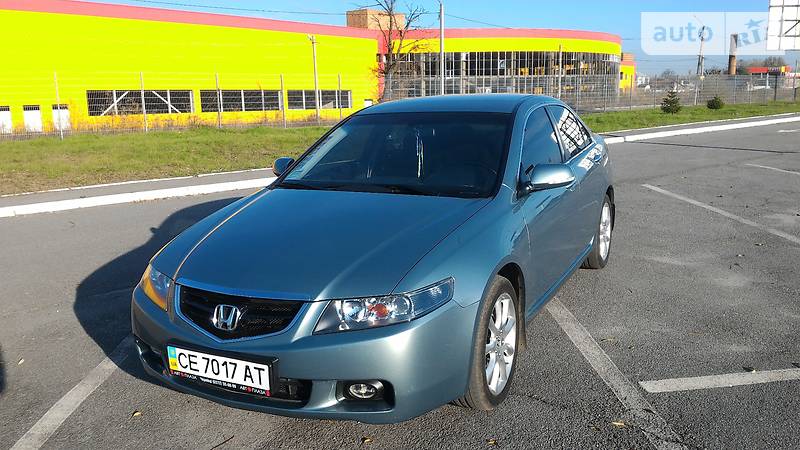 Седан Honda Accord 2004 в Черновцах