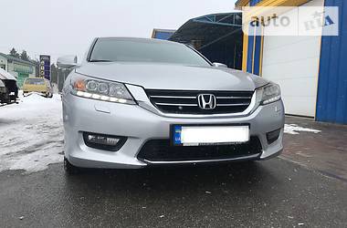 Седан Honda Accord 2013 в Києві