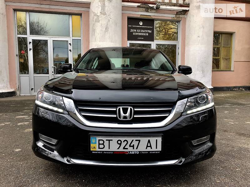 Honda Accord 2013 года