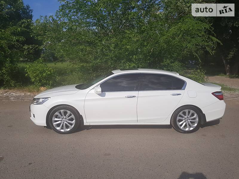 Honda Accord 2013 года