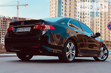 Седан Honda Accord 2013 в Одессе