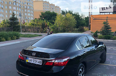 Седан Honda Accord 2017 в Софиевской Борщаговке