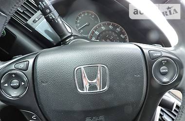 Седан Honda Accord 2014 в Ровно