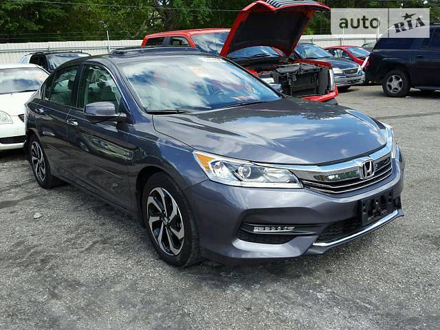 Седан Honda Accord 2016 в Киеве