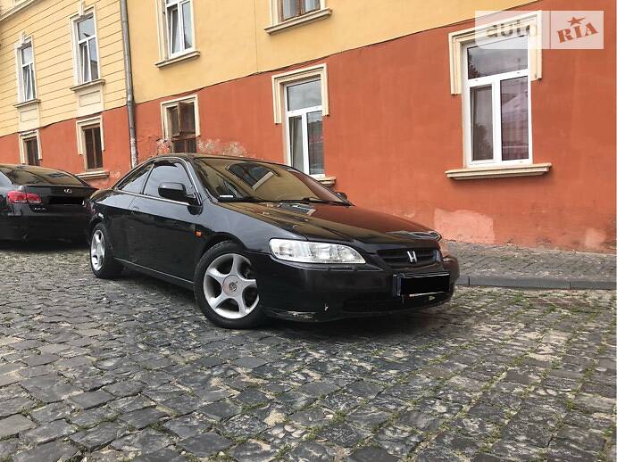 Купе Honda Accord 1998 в Черновцах